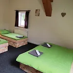 Pod Tresnovkou Vendégház 3*