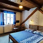 Pod Tresnovkou 3*