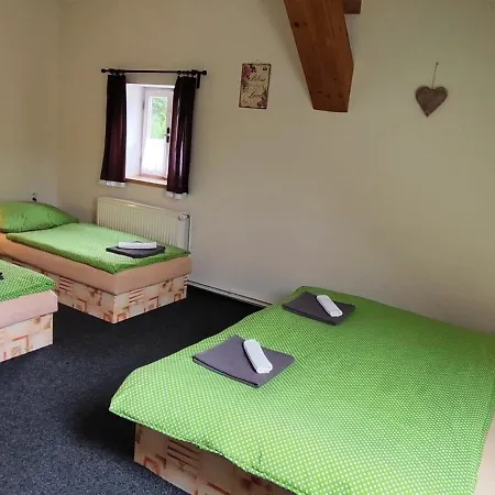 Pod Tresnovkou Chalet *