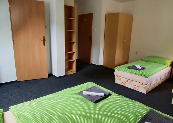 Gæstehus Pod Tresnovkou 3*