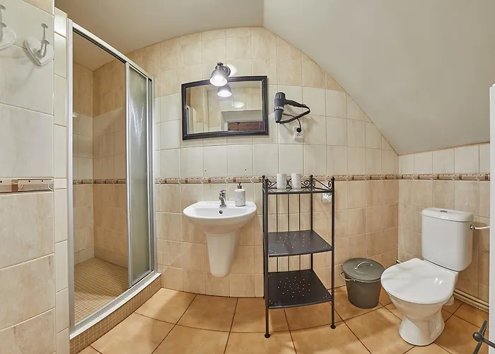 Gæstehus Pod Tresnovkou 3*
